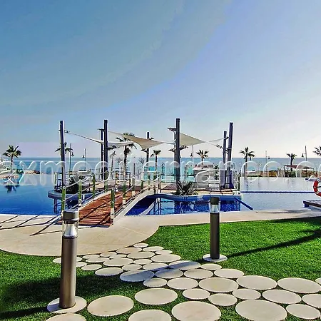 At Sea Senses Apartment *